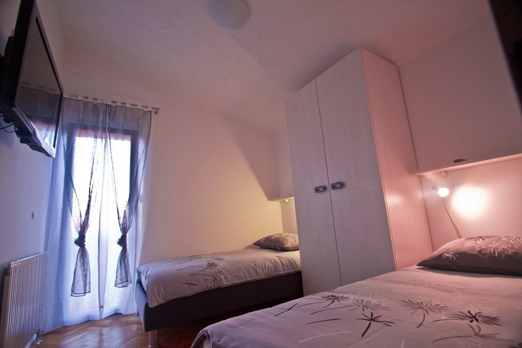 Villa Gg Podstrana Kültér fotó